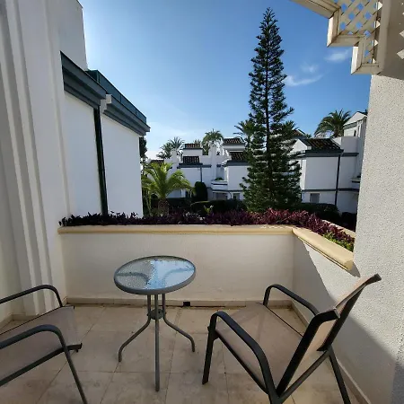 Nyaraló Palm Dreams Beachside Holiday - 1 Min To Beach Estepona