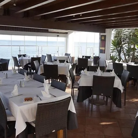 Nyaraló Palm Dreams Beachside Holiday - 1 Min To Beach Estepona