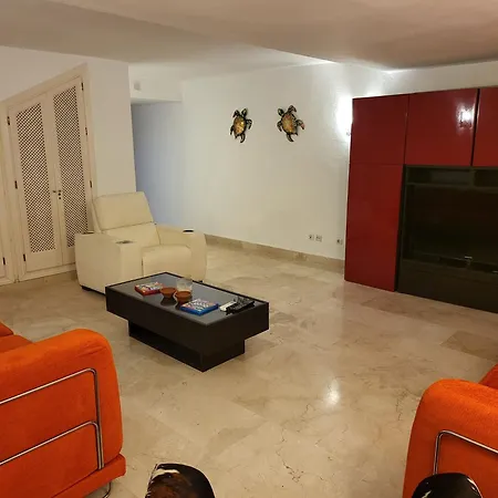 Palm Dreams Beachside Holiday - 1 Min To Beach